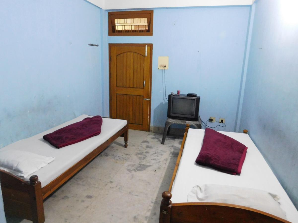 Dispur Lodge Гувахати Экстерьер фото