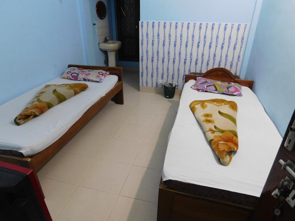Dispur Lodge Гувахати Экстерьер фото