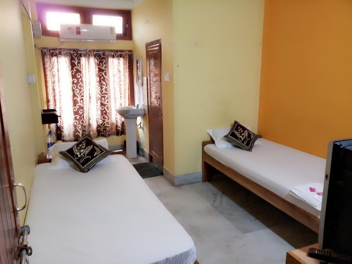 Dispur Lodge Гувахати Экстерьер фото